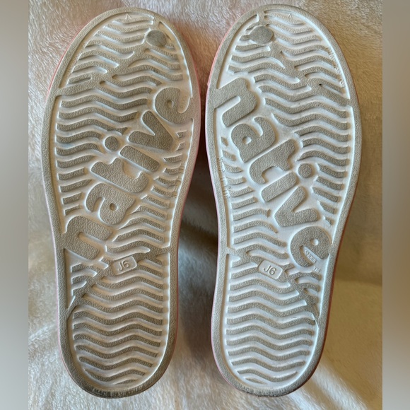 Native x Disney outdoor shoes for big kids - Picture 5 of 9